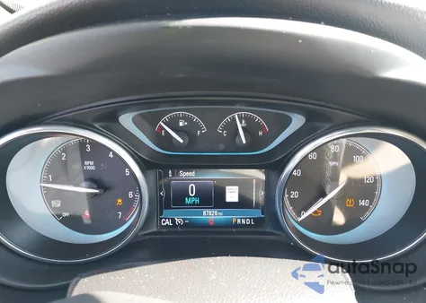 2018 Buick Envision Essence z USA, uszkodzony, nr VIN LRBFX1SA3JD027381